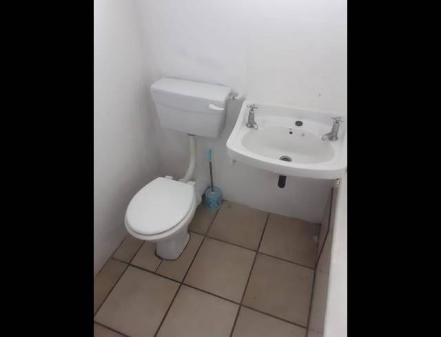 1 BEDROOM PROPERTY TO RENT IN CANNON HILL